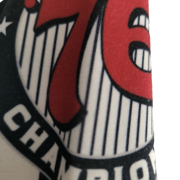 Junkies NY TrifeLife baseball sweater red/white/blue size Large 👌 - Picture 16 of 16